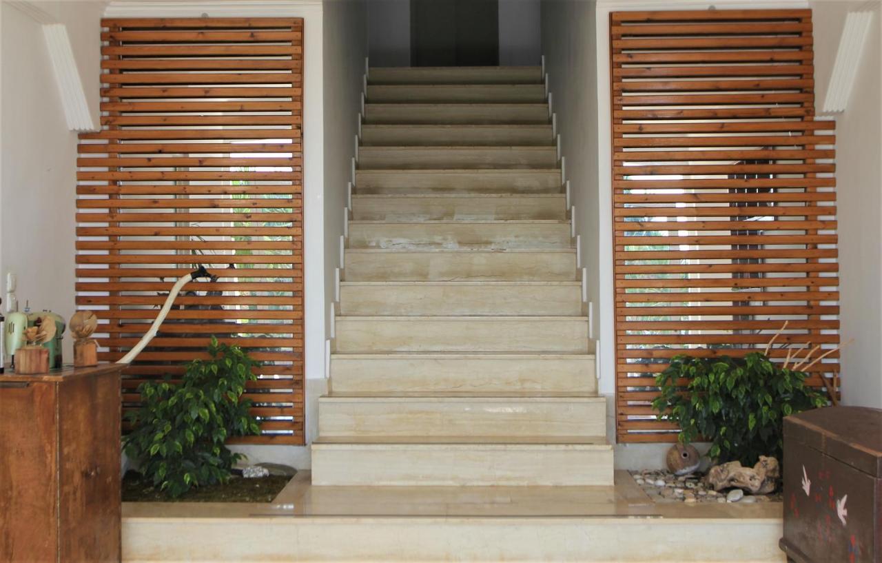 Saranda Hotel Экстерьер фото