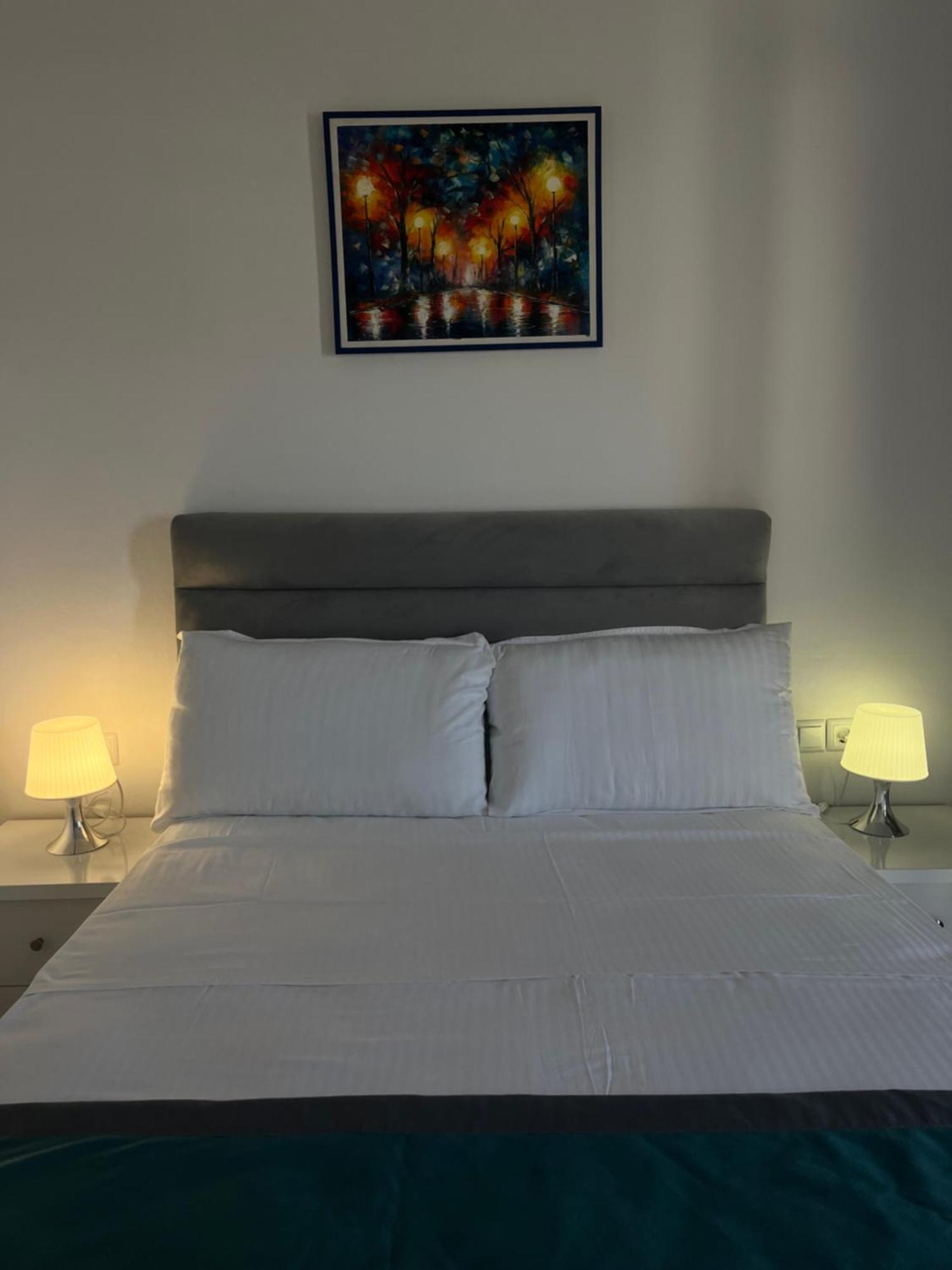 Saranda Hotel Экстерьер фото